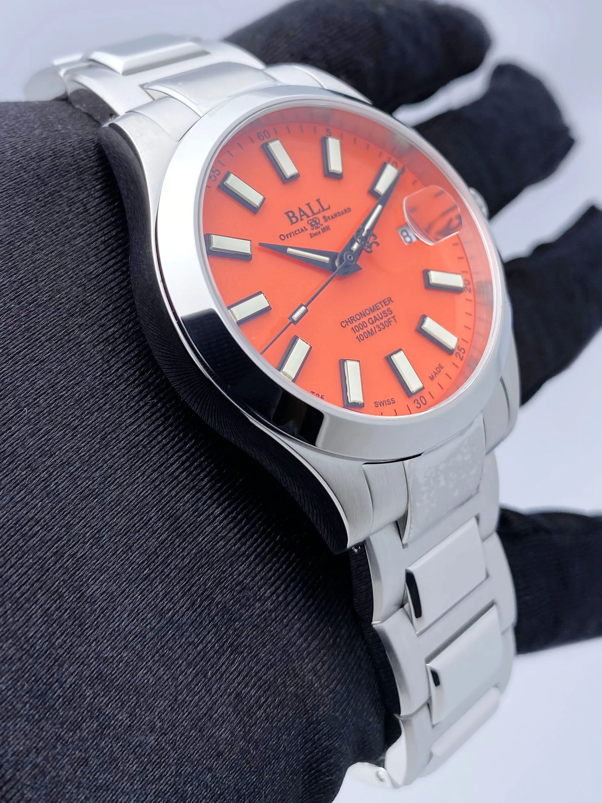 BALL Engineer III Marvelight Chronometer 40MM Orange Dial Watch Box Papers