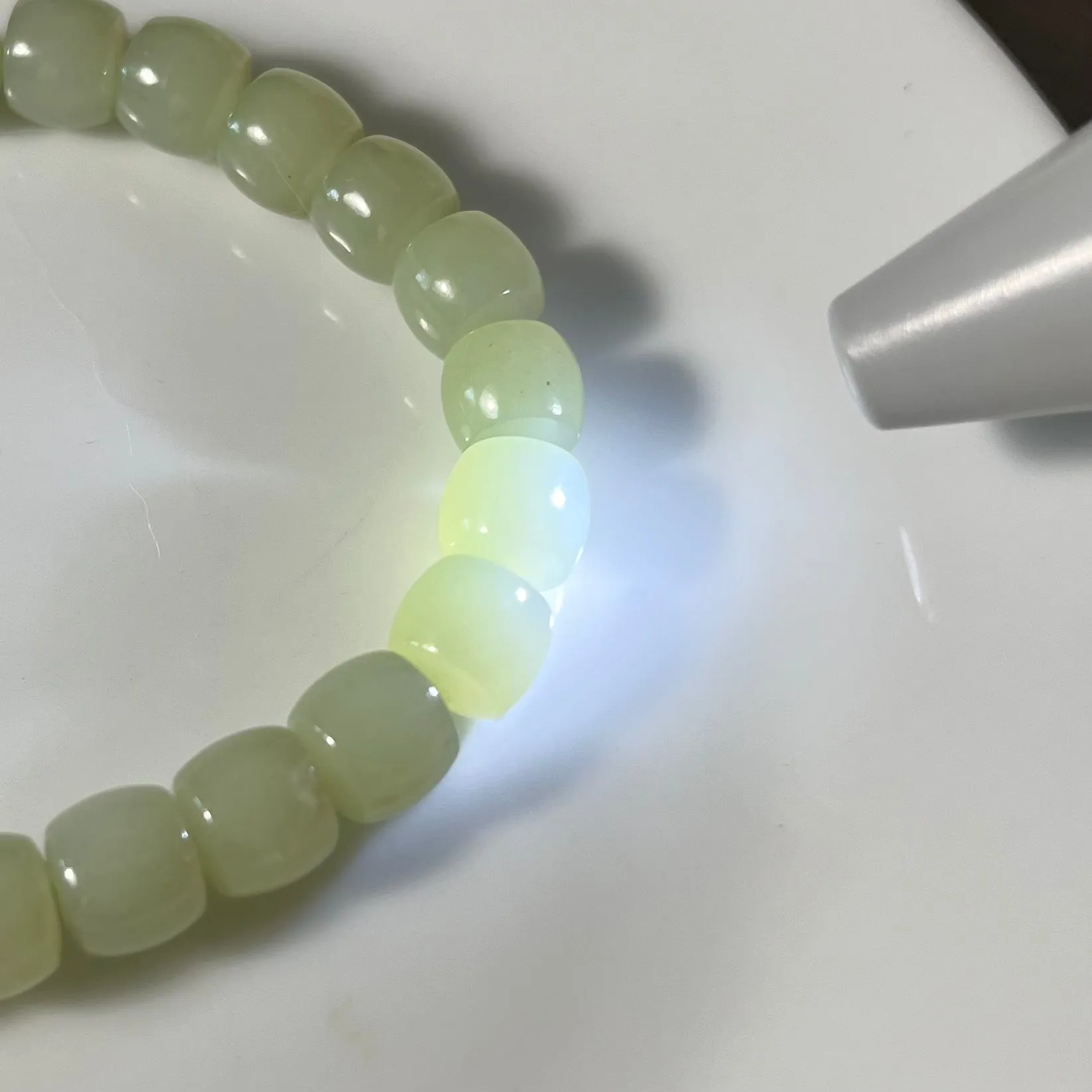Certified genuine green Hetian jade nephrite jade Bracelet - 8mm beads 6.75 inches