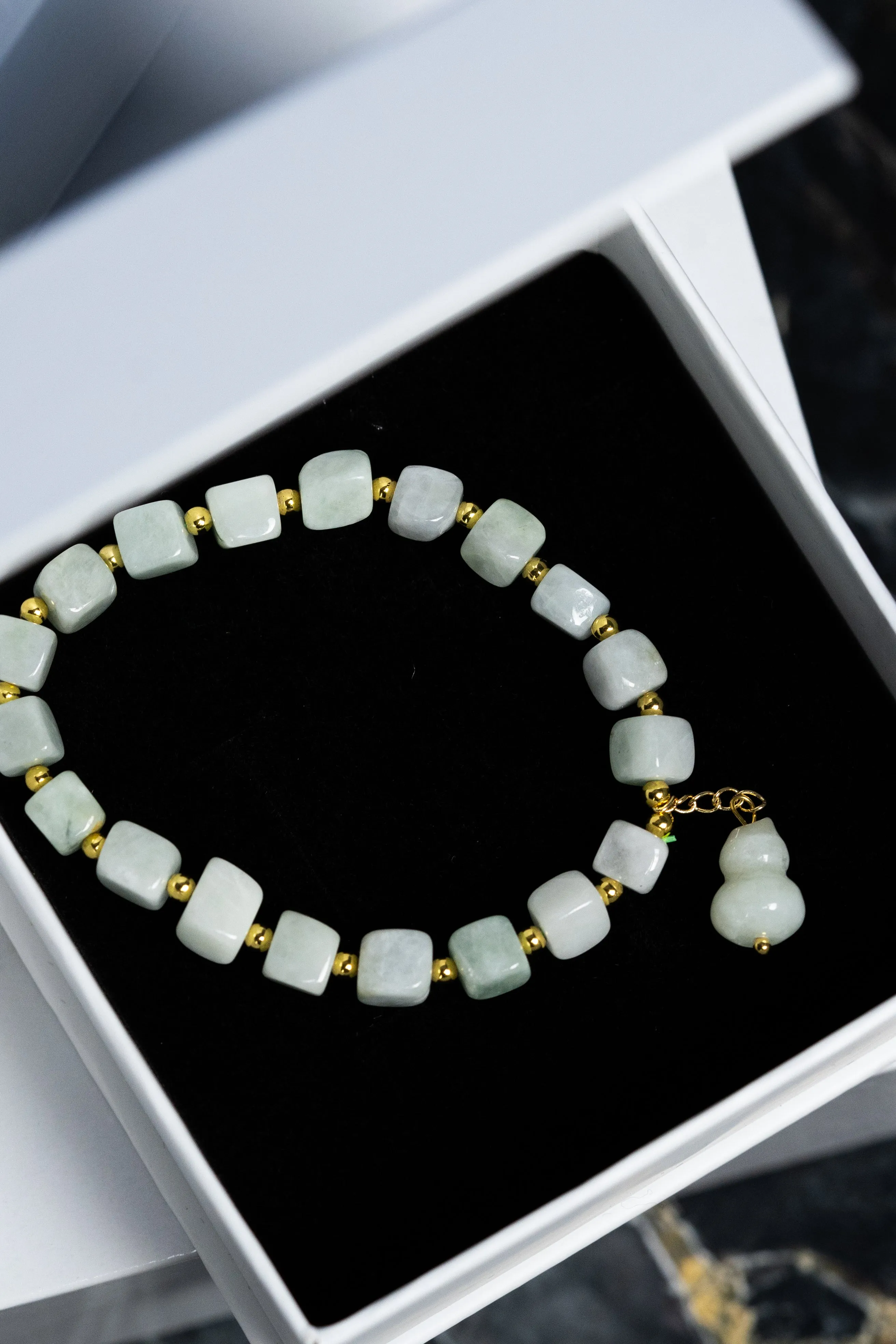 Cube Beaded Gong Jade Bracelet